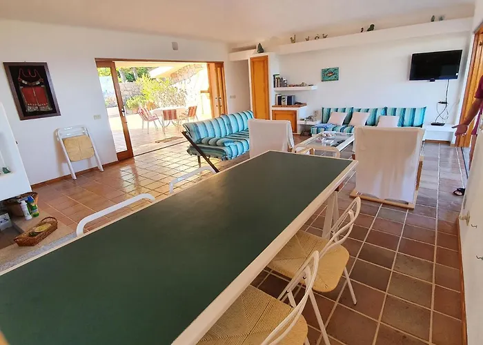 Tramonti Di Gallura Villa