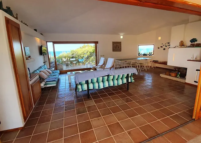 Tramonti Di Gallura Villa